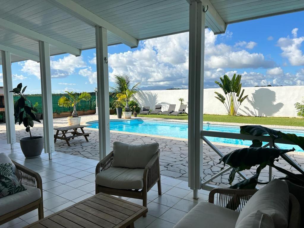 Superbe Villa Bwa Lele Riviere-Salee Luaran gambar